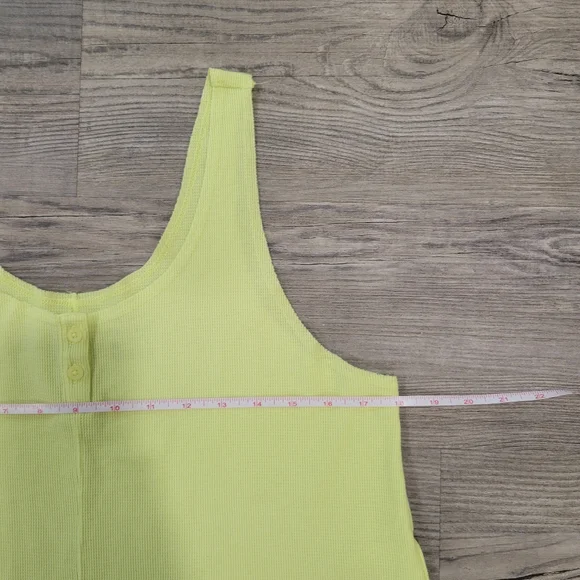 Nike Women Dry Fit Tank Top Size Medium - Picture 2 of 9
